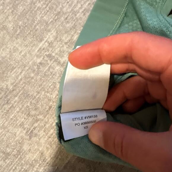 Vuori Daily Sports Bra - Picture 3 of 3